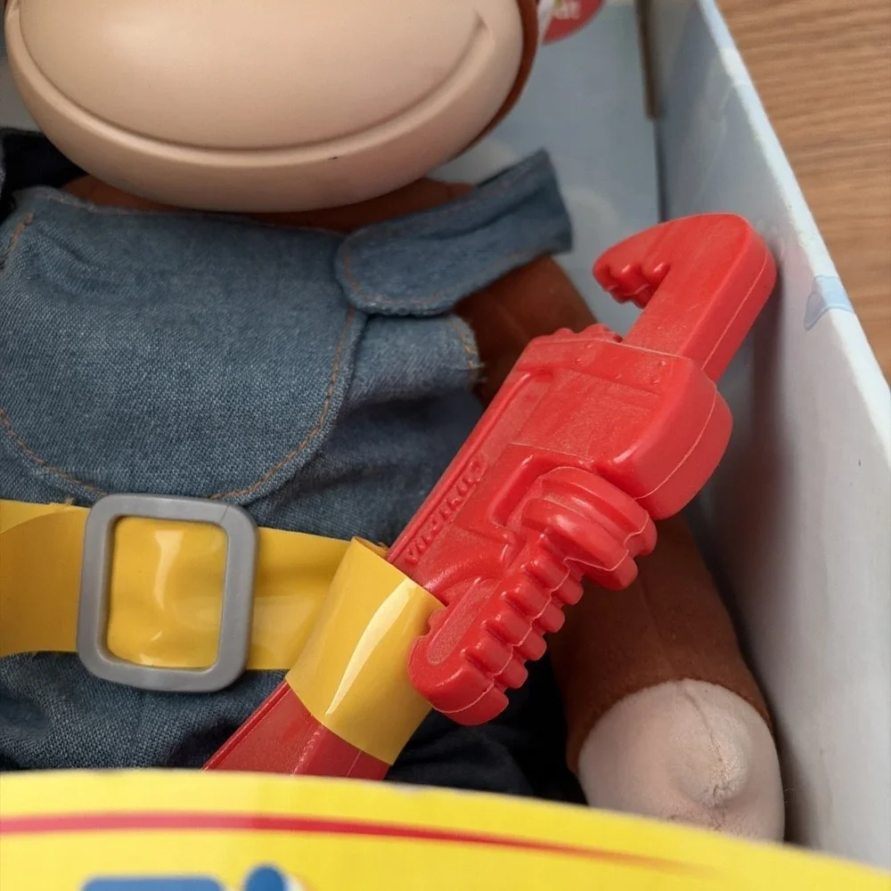 VINTAGE‎ NEW IN BOX Tool Time Curious George Plush Stuffed Animal 2005 - RARE